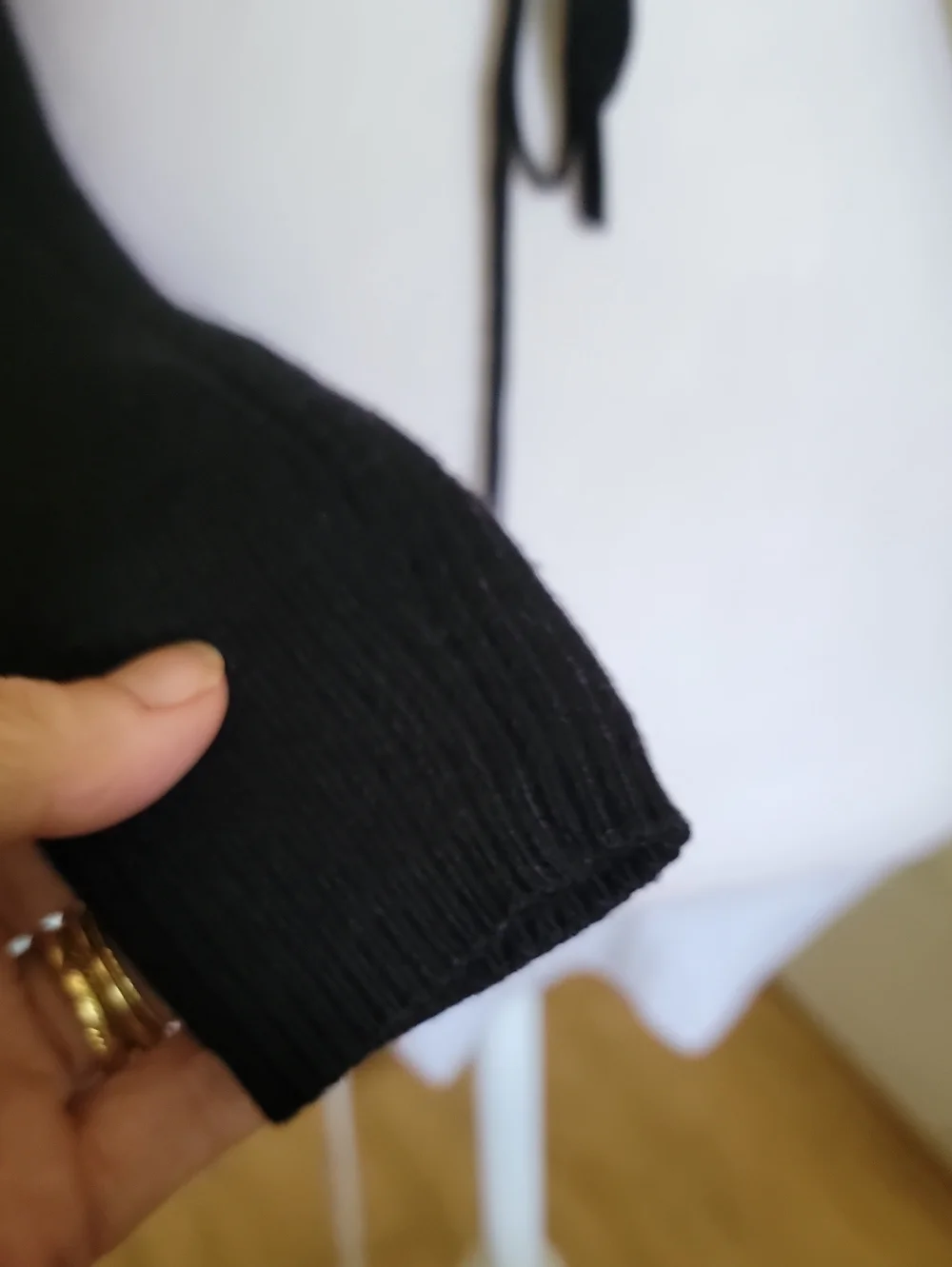 Zara Black Ribbed Tie-Front Long Sleeve Crop Top